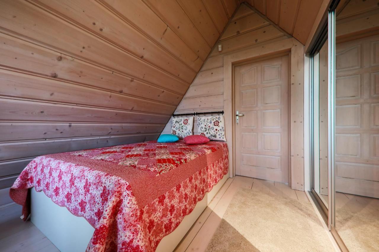Kwiat Sniegu Deluxe Kolo Gubalowki Nowe Bystre Exterior foto